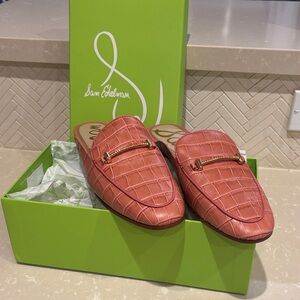 Sam Edelman Coral Croc-Embossed Loafers Brand New